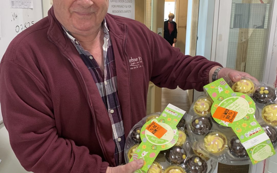 Reg and cup cakes